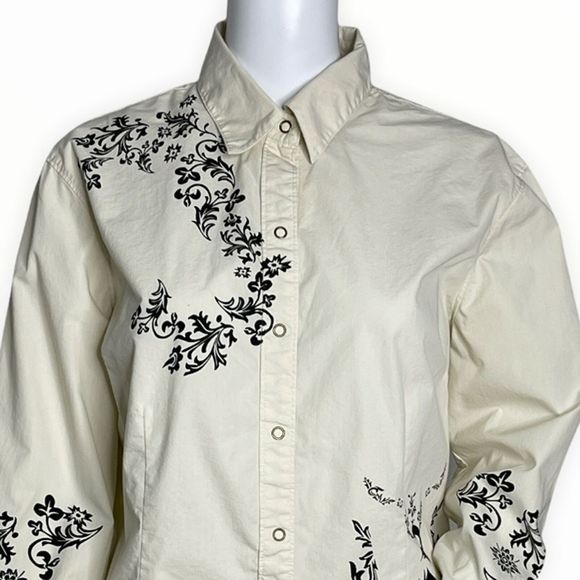 Disney Store Shirt Womens Large Ivory Black Floral Western Button Up Tinkerbell - Picture 4 of 7